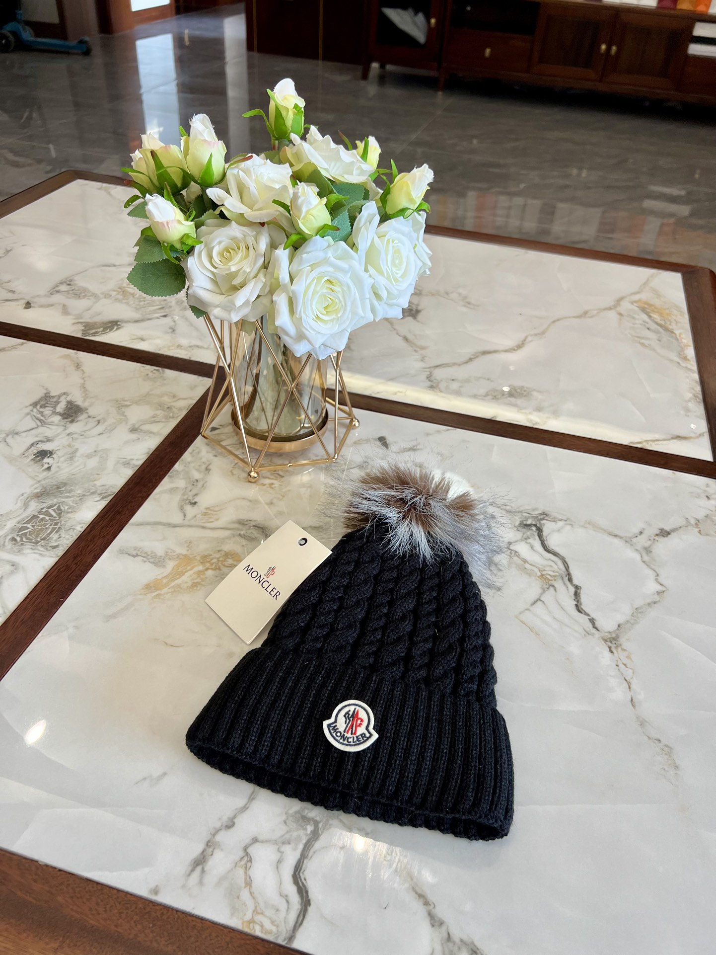 moncler hat model 01